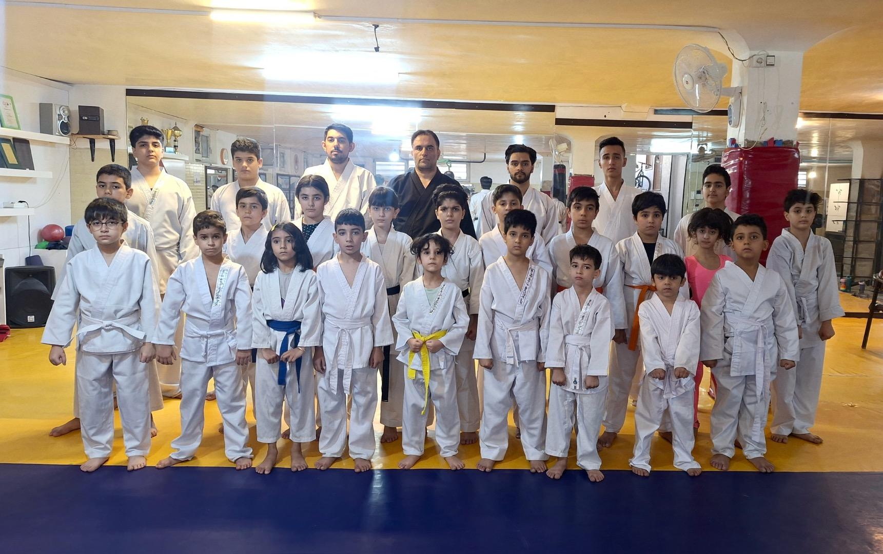 عکس باشگاه كاراته استاد نخعى