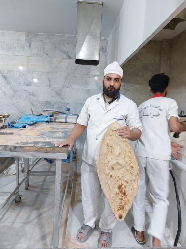 عکس نانوایی لواش تنوری کاشمری رضا