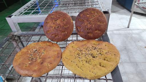 عکس نانوایی لواش تنوری کاشمری رضا