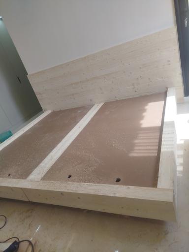 عکس درودگری سپیدار چوب 