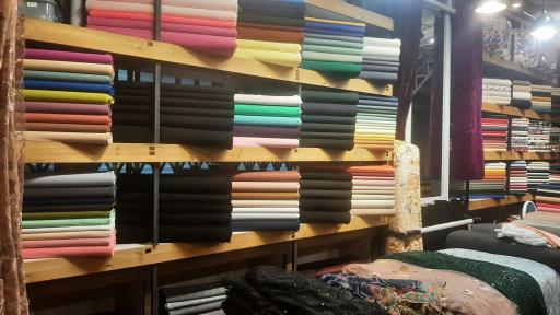 عکس پارچه سرای طباطبائی 