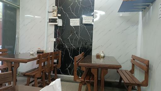 عکس غذاخوری و صبحانه خوری عمو احمد