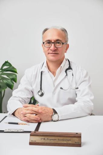 عکس دکتر پیمان ایزدپناه متخصص بیماری های قلب و عروق