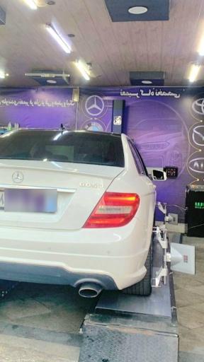 عکس کلینیک تخصصی کوروش میزان فرمان با دستگاه سه بعدی