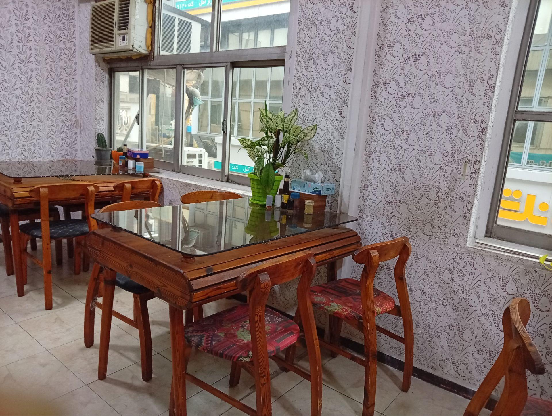 عکس کباب سرای دی ماه