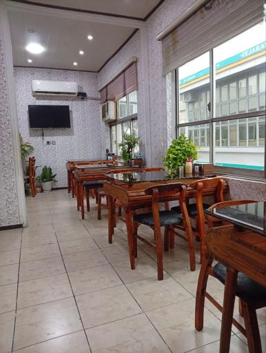 عکس کباب سرای دی ماه
