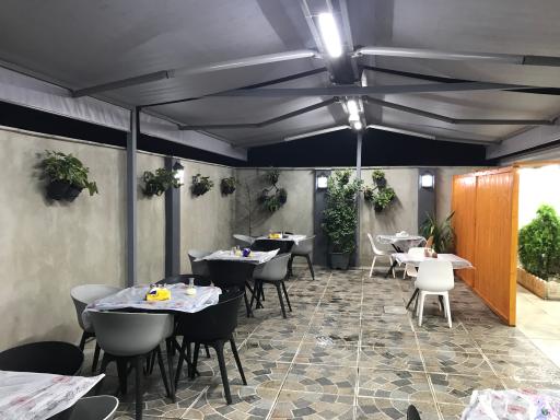 عکس کافه کبابی عینی 