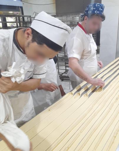 عکس شیرینی فروشی نور احمدی