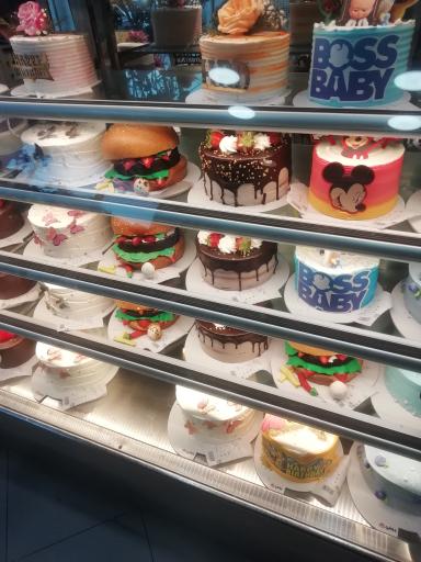 عکس شیرینی سرای بابا علی