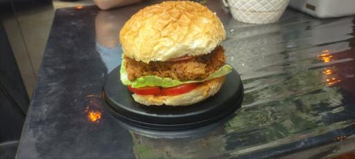 عکس مرغ سوخاری پیرانچ