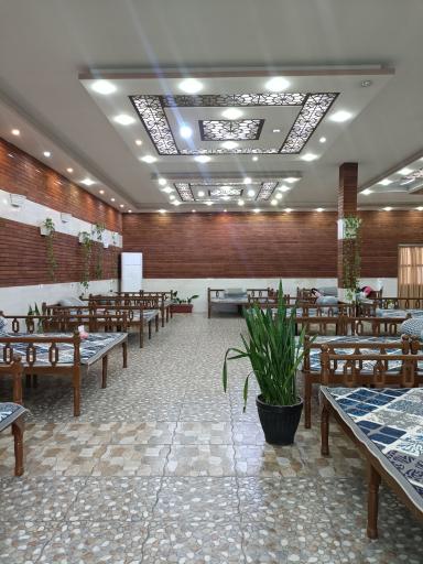 عکس سفره خانه سنتی شب نشین