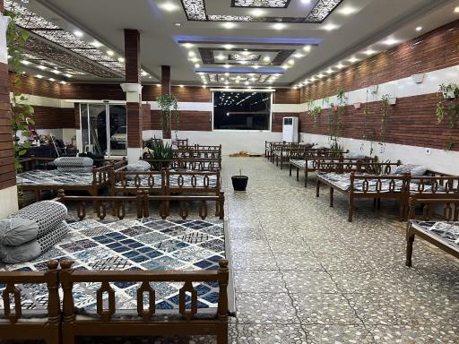 عکس سفره خانه سنتی شب نشین