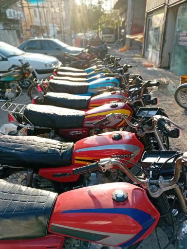 عکس فروشگاه موتومیکس