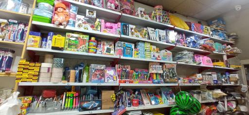 عکس خرازی و عطر اصل سعید