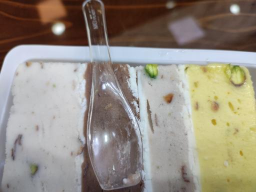 عکس بستنی گل یاس