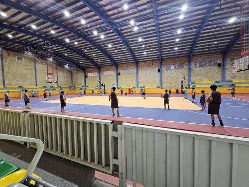 عکس سالن ورزشی شهردارب