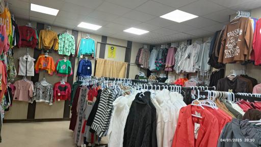 عکس پوشاک حراجی و تک نرخی امین