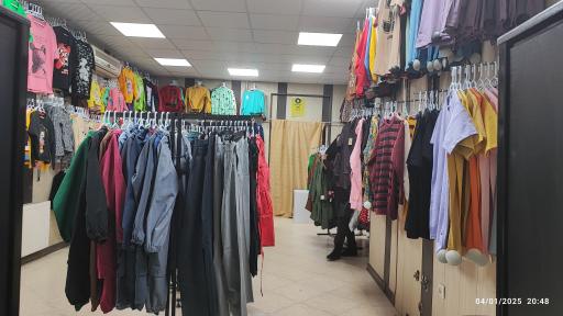 عکس پوشاک حراجی و تک نرخی امین