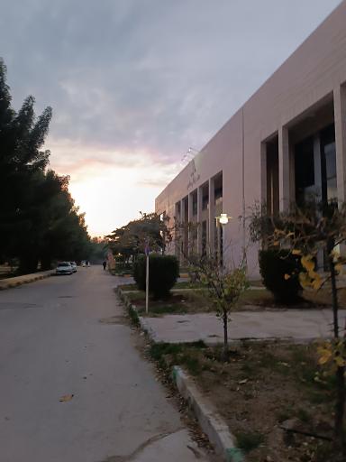 عکس کتابخانه مرکزی