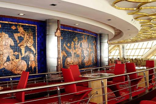 رستوران گردان برج میلاد