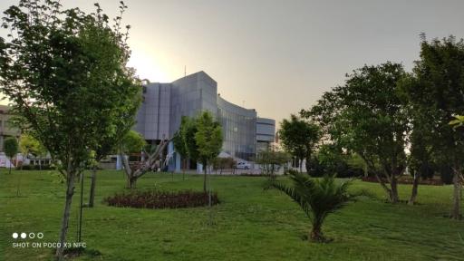 عکس مجتمع آموزشی فرهنگی امام رضا (ع)