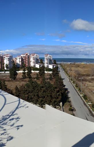 عکس هتل ساحلی شهر