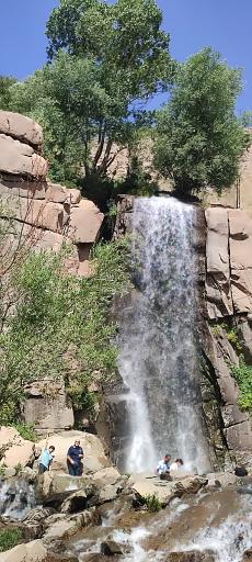 عکس آبشار گنجنامه
