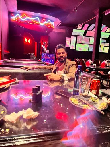 عکس کافه رستوران B94