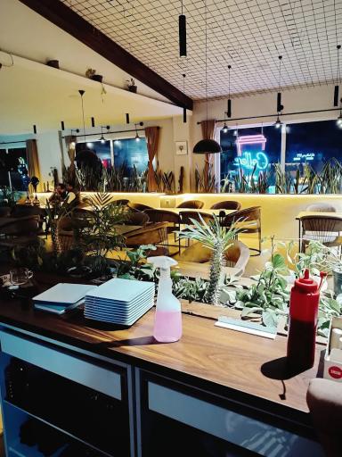 عکس کافه رستوران B94