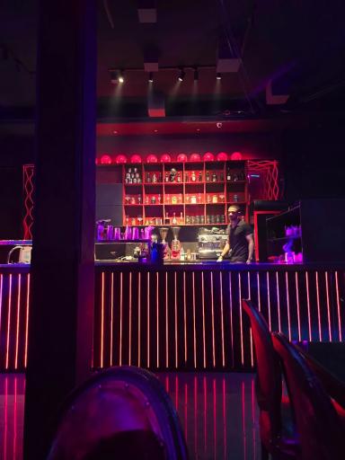 عکس کافه رستوران B94