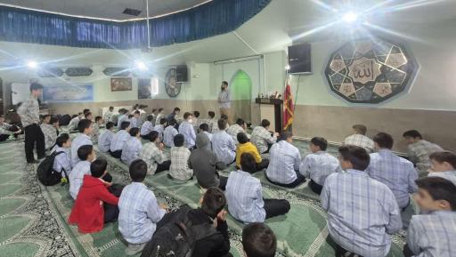 عکس دبیرستان شاهدمتوسطه اول زکریای رازی