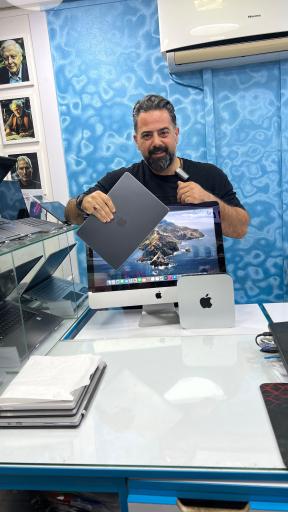 عکس کامپیوتر و لپتاپ پیشگامان فناوری