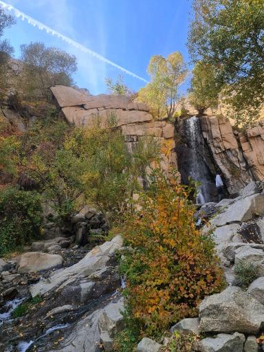 عکس آبشار گنجنامه