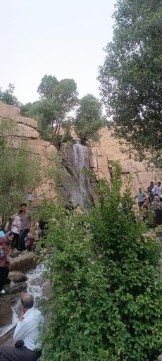 عکس آبشار گنجنامه