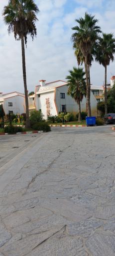 عکس هتل ساحلی شهر