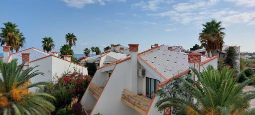 عکس هتل ساحلی شهر