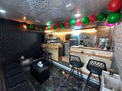 عکس کافه بولت