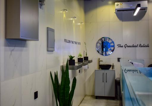 عکس ساندویچ بار فاخته