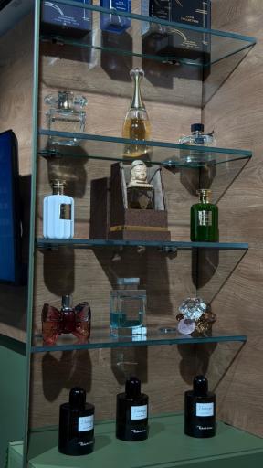 عکس عطر رجنی
