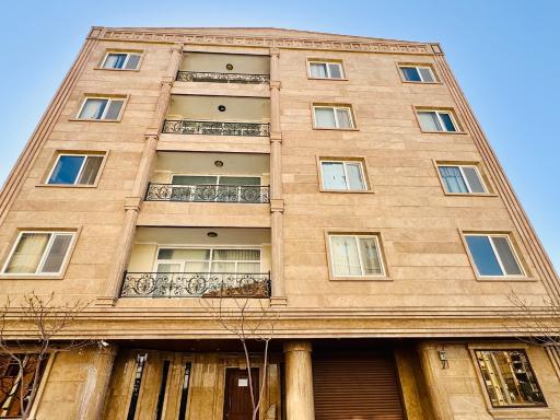 عکس خوابگاه پسران علوم پزشکی بین الملل سمنان 