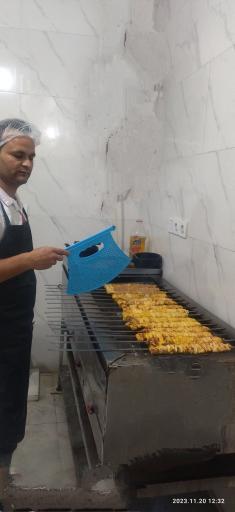 عکس تهیه غذای حال عالی 