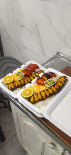 عکس تهیه غذای حال عالی 