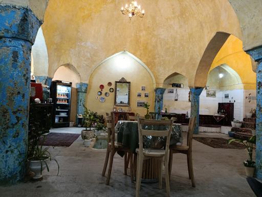 عکس کافه کتاب آگور 