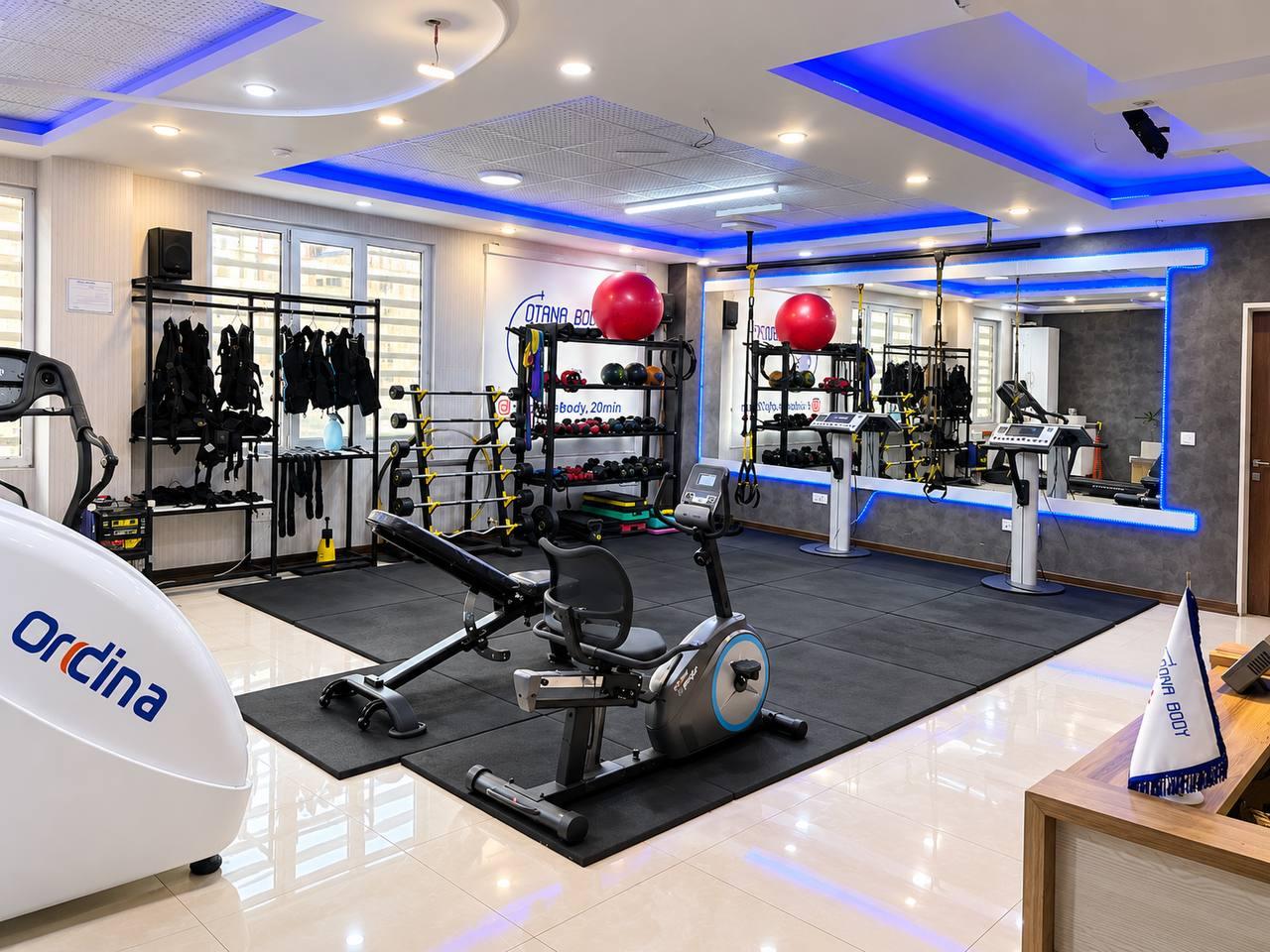 عکس باشگاه اوتانا ایکس بادی ،سونا اوزون