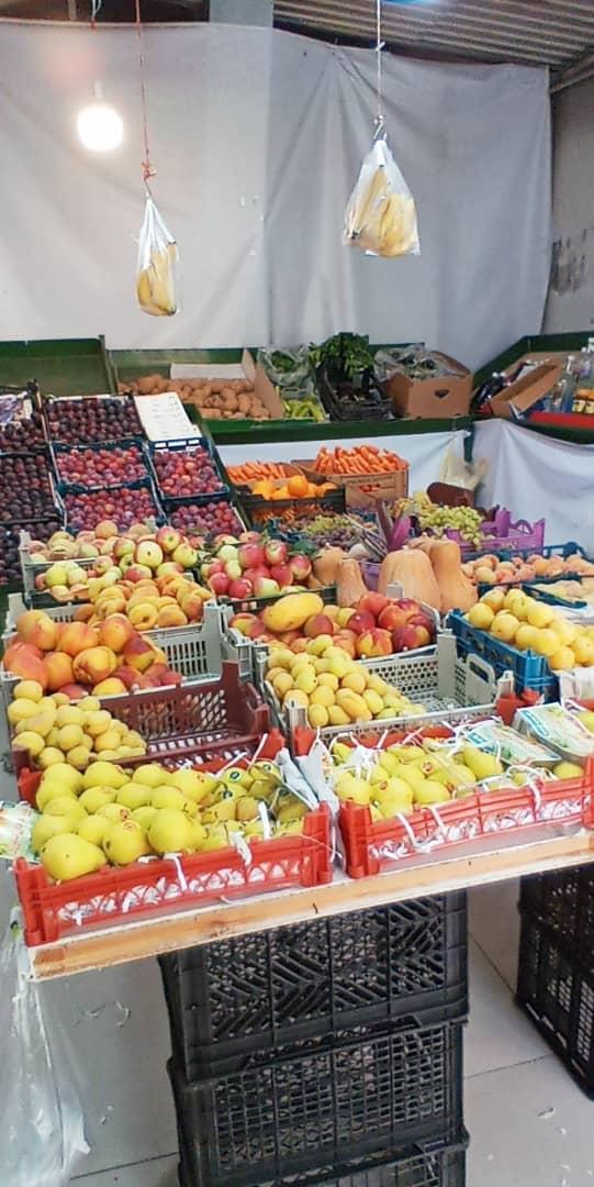 عکس میوه فروشی نگین فروت