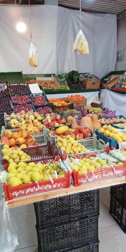 عکس میوه فروشی نگین فروت