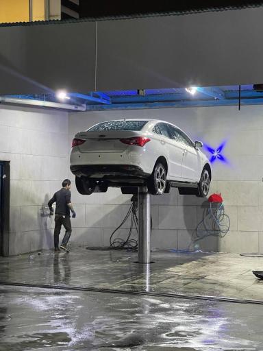 عکس کارواش بزرگ شهر