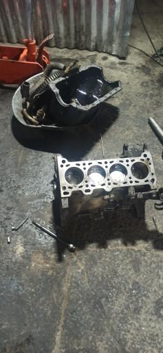 عکس تعمیرگاه تخصصی حجت