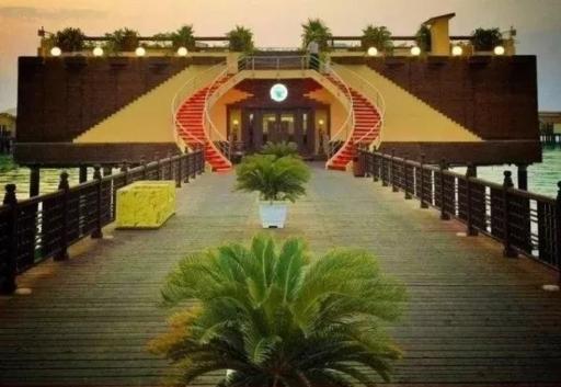 هتل دریایی ترنج