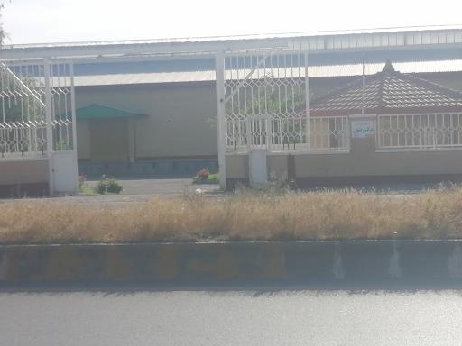 عکس انبار پخش مواد غذايي برگ زیتون آسیا 